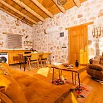 Bed & Breakfast Sedir Tas Evleri