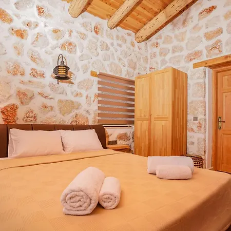 Bed & Breakfast Sedir Tas Evleri *