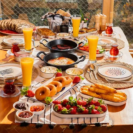 Sedir Tas Evleri * Kalkan