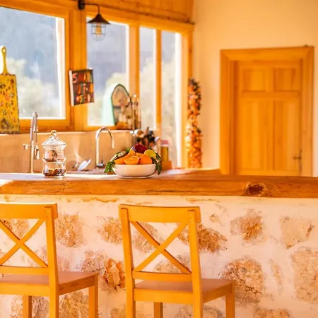 Sedir Tas Evleri * Kalkan