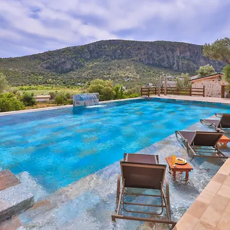 Sedir Tas Evleri Bed & Breakfast