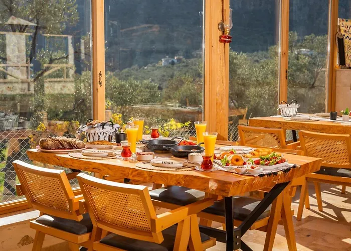 Sedir Tas Evleri Kalkan