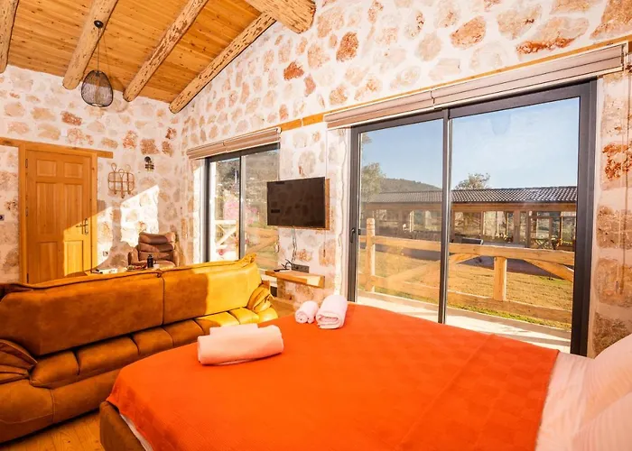 Sedir Tas Evleri Kalkan