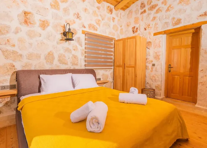 Sedir Tas Evleri * Kalkan